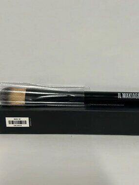 Il Makiage Brush # 102Classic foundation
